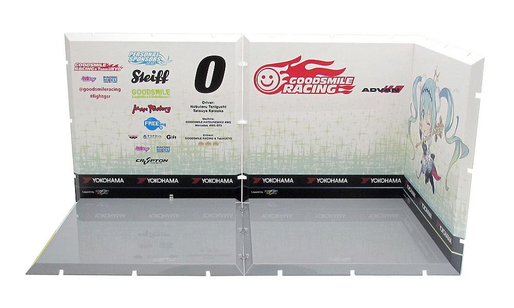 Racing Miku 2018 Pit D - GOOD SMILE Racing - Good Smile Company