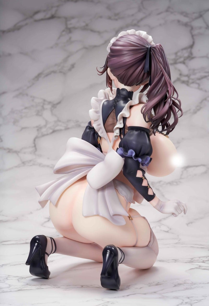 Exclusive Maid Lilia Special Ver. w/Bonus Item (PVC Figure)