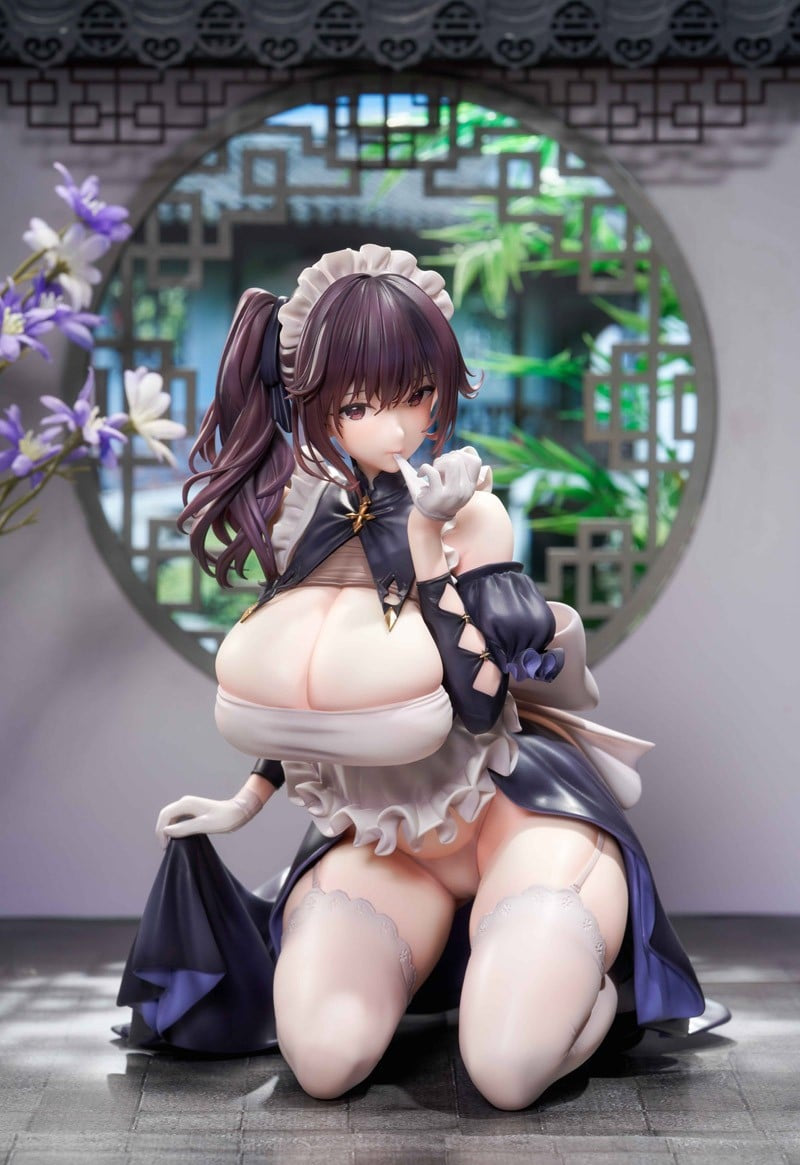 Exclusive Maid Lilia Special Ver. w/Bonus Item (PVC Figure)