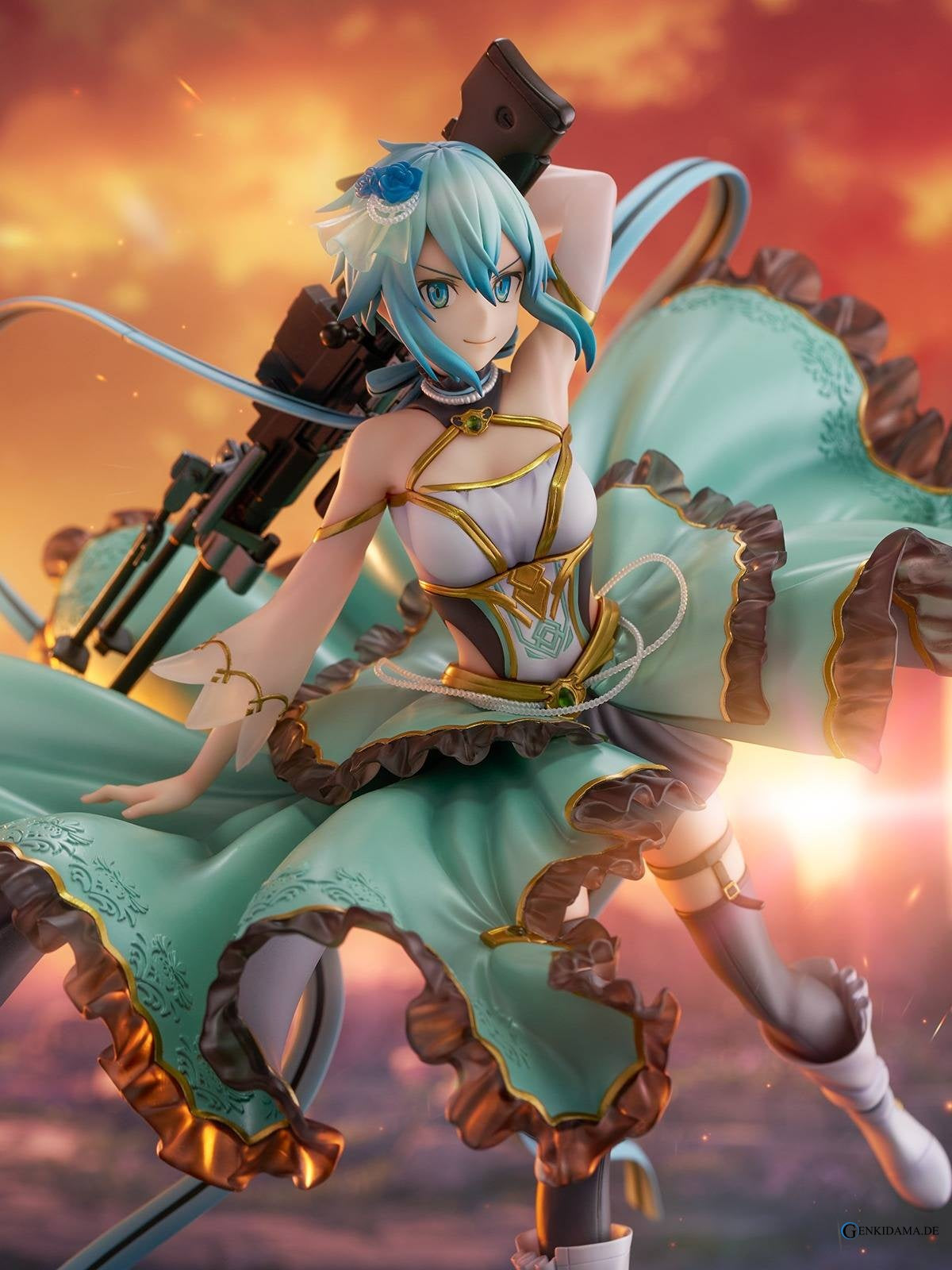 Shibuya Scramble Figure: Sword Art Online - Sinon - 1/7 (Crystal Dress Ver.)