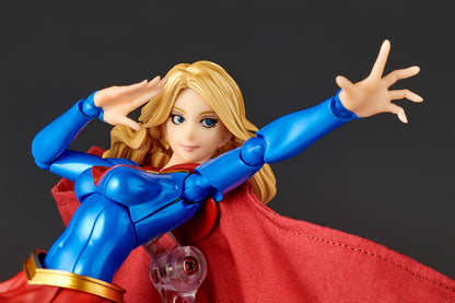 Supergirl - Revoltech - Kaiyodo