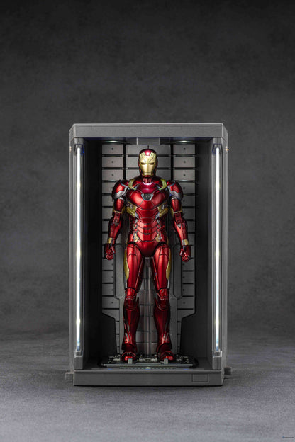 MARVEL Avengers: Iron Man Mk.46 - 7-inch Action Figure + Hall of Armor Set