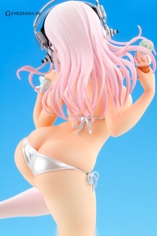 BEACH QUEENS - NITRO SUPER SONIC: Super Sonico