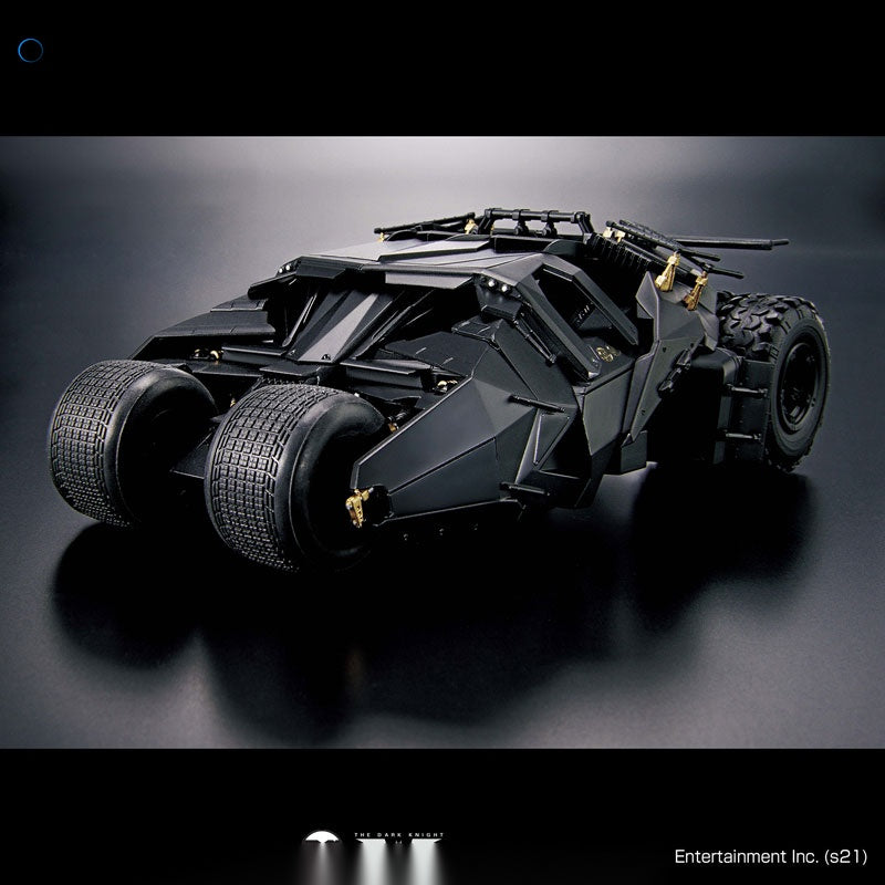1/35 SCALE Batmobile (Batman Begins Ver.) Plastic Model