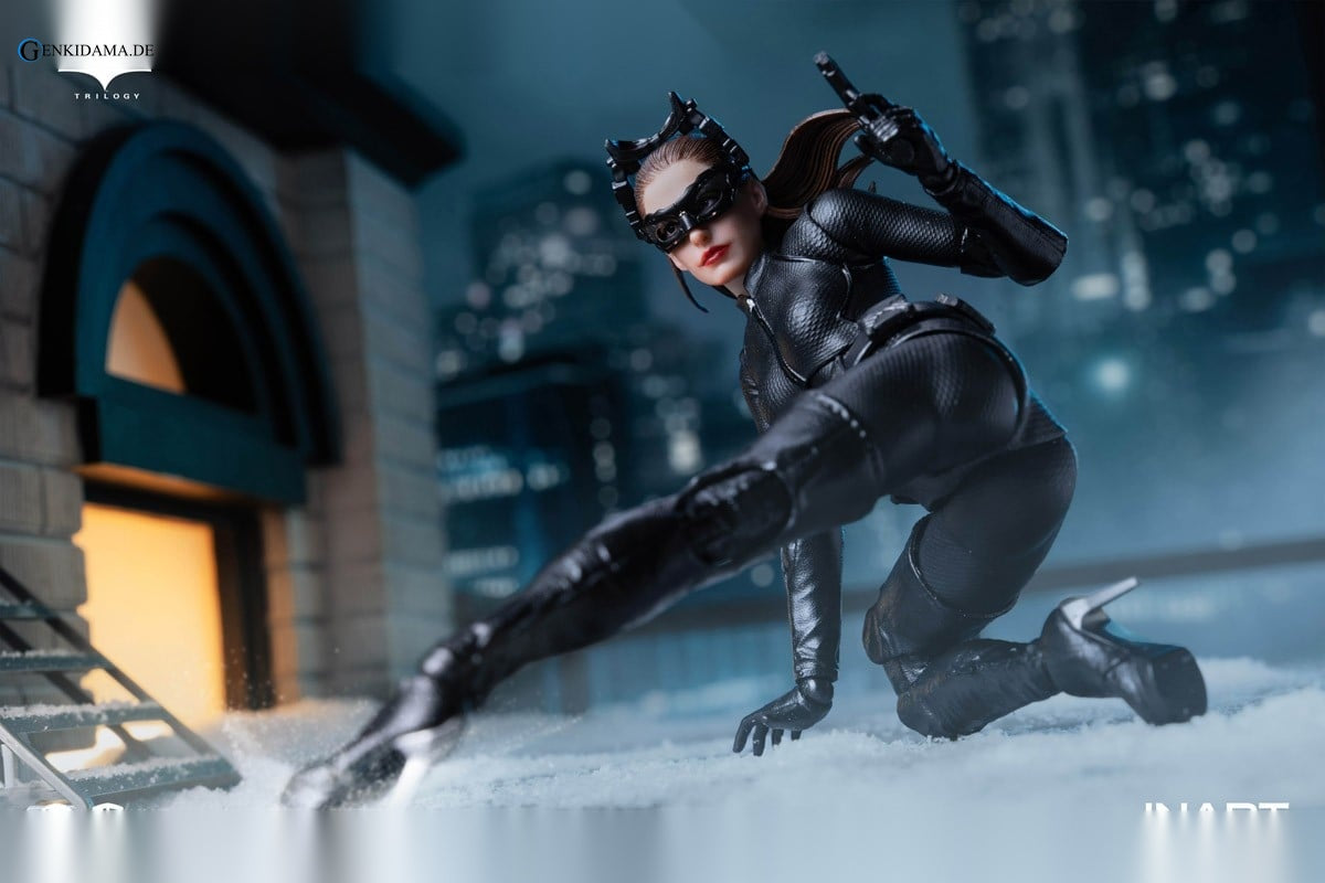 Catwoman (The Dark Knight Rises) 1/12 Action Figure