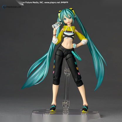 Revoltech Amazing Yamaguchi Hatsune Miku Fit Boxing Ver.