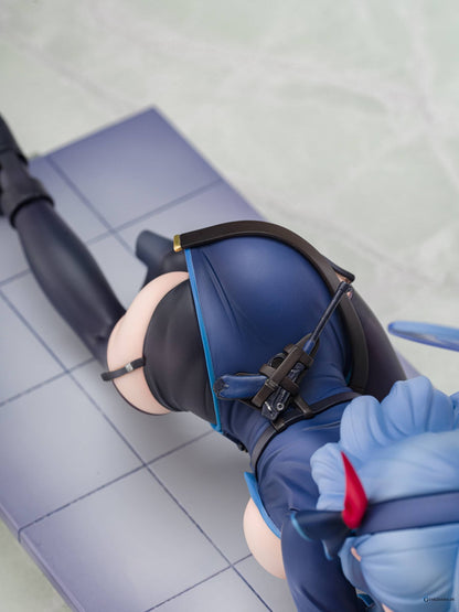 Blue Archive: Ako (Memorial Lobby Ver.) 1/7