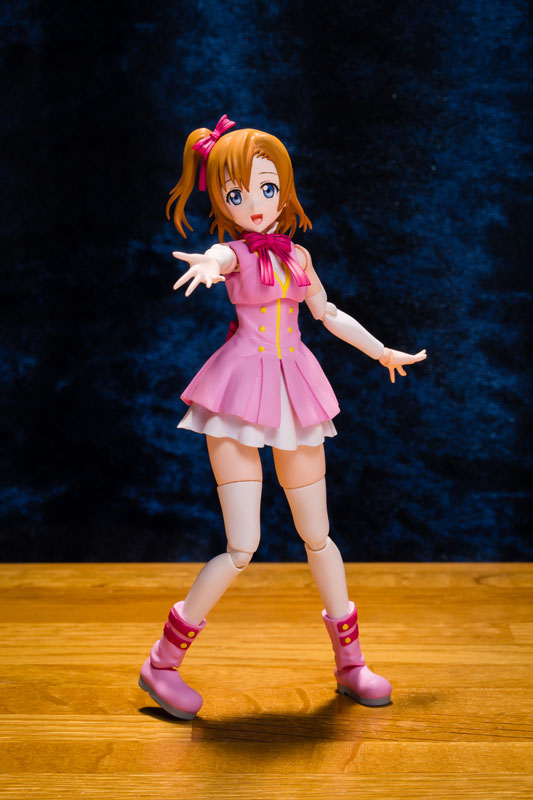 Honoka Kosaka S.H.Figuarts Bandai Tamashii Nations - Anime Figuren günstig kaufen