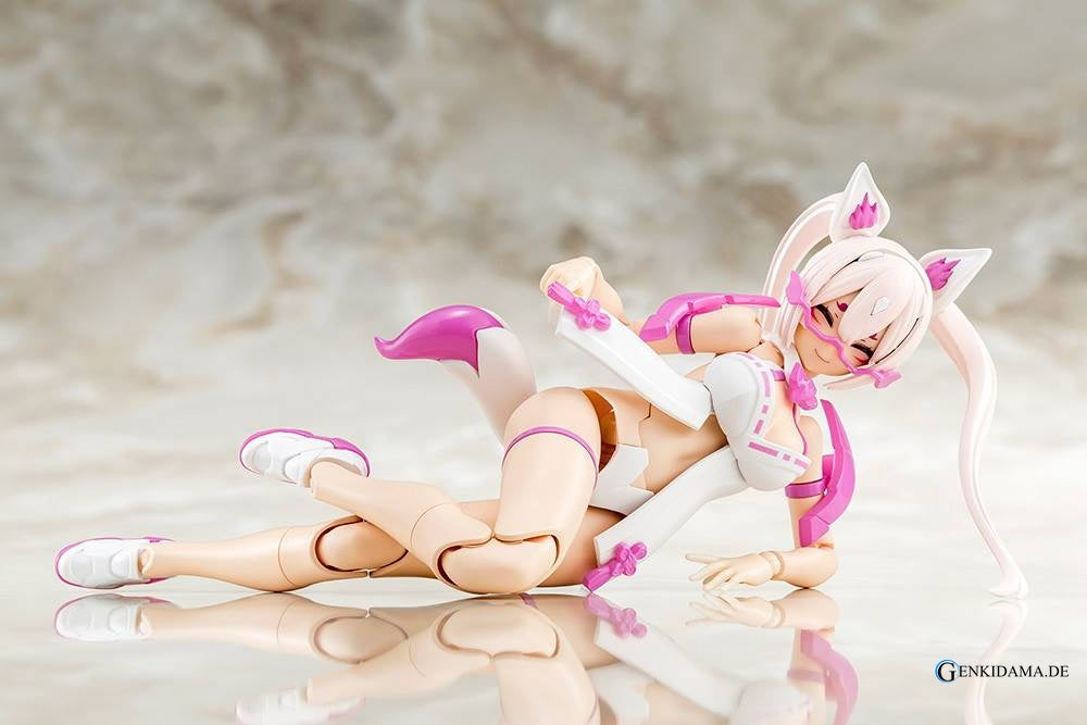 Megami Device: Asra Nine-Tails 1/1 - Festival Ver. - Plastic Model