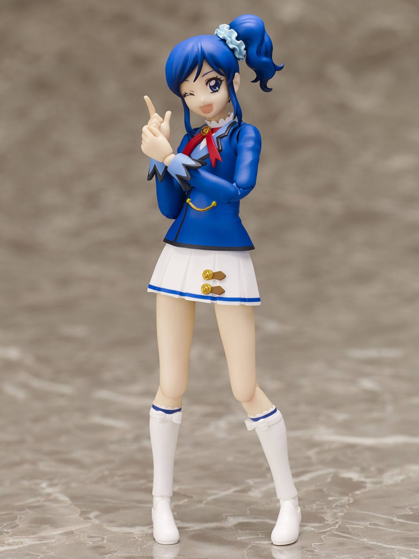 Aikatsu! S.H. Figuarts Actionfigur Aoi Kiriya Winter Uniform Ver. - Anime Figuren günstig kaufen