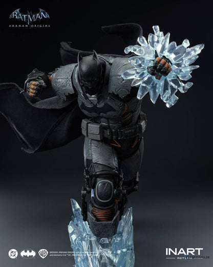 Batman Arkham Origins: Batman XE Suit - Action Figure