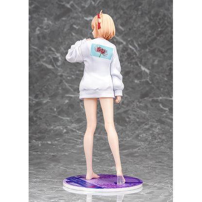 Chisato Nishikigi: Oversized Sweatshirt Ver. Lycoris Recoil 1/7 Scale Figure
