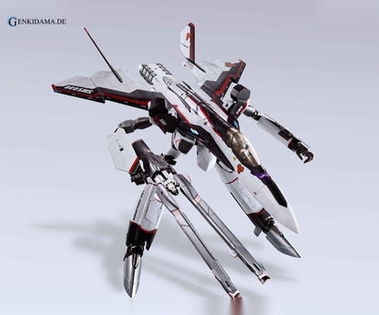 DX Chogokin - YF-30 Chronos "Macross 30"