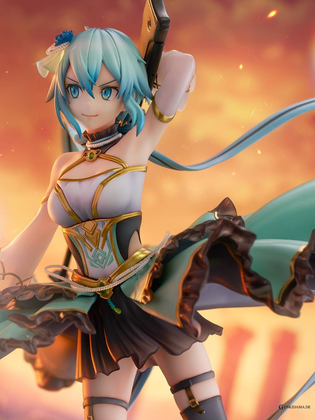 Shibuya Scramble Figure: Sword Art Online - Sinon - 1/7 (Crystal Dress Ver.)