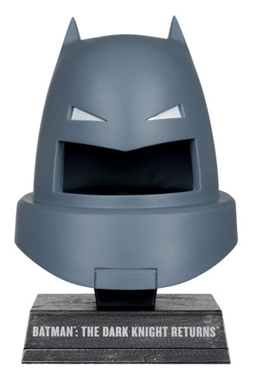 Batman DC Direct Mini-Replik Gepanzerte Batman Maske (Dark Knight Returns) - Beschädigte Verpackung - Anime Figuren günstig kaufen