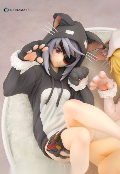 Infinite Stratos - Laura & Charles Nekomimi Pajama