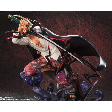 Super Fierce Battle Shanks -God Avoidance- One Piece - FiguartsZERO