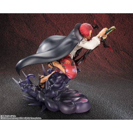 Super Fierce Battle Shanks -God Avoidance- One Piece - FiguartsZERO