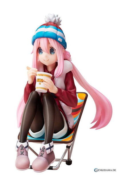 Laid-Back Camp Premium Noodle Stopper PVC Statue 1/8 Nadeshiko Kagamihara 13 cm Ansicht 1