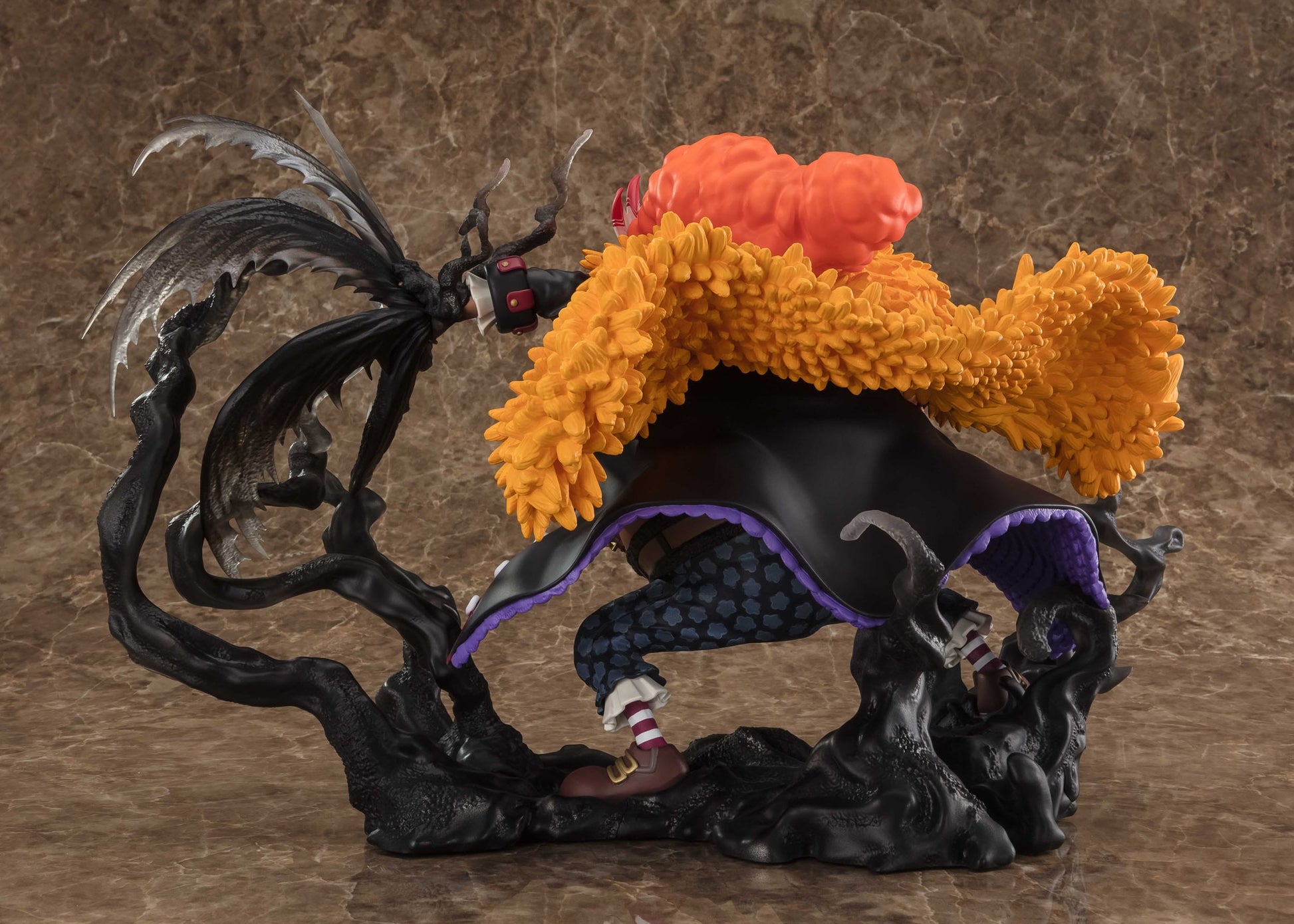 Marshall D. Teach -Kurouzu- FiguartsZERO Extra Bandai - Anime Figuren günstig kaufen