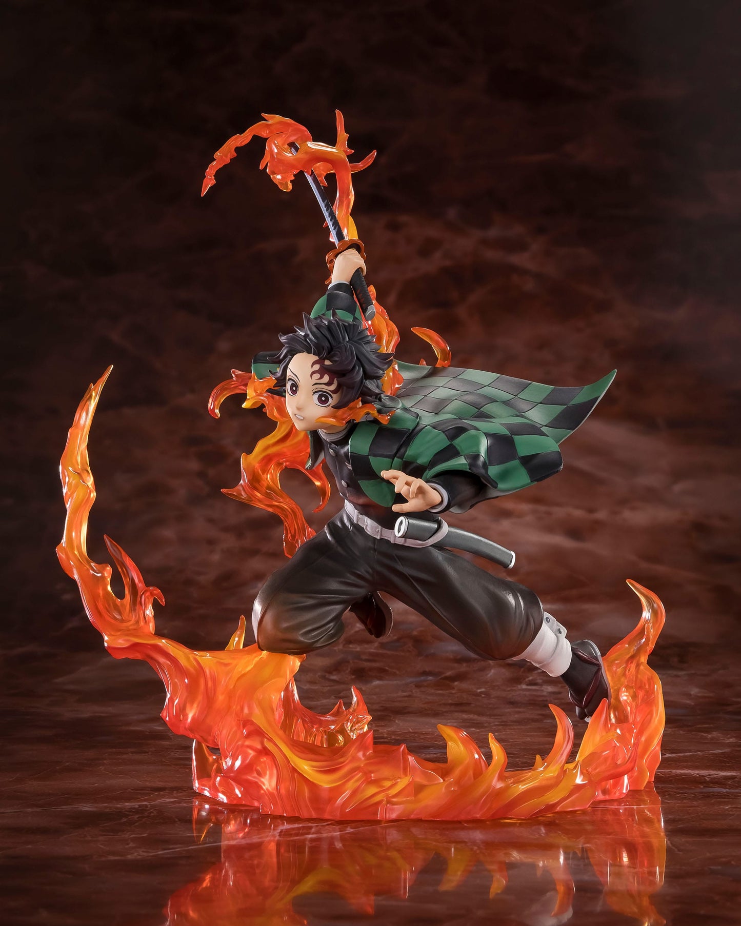 Kamado Tanjiro (Kyojuro Rengoku's Sword Guard Ver.) FiguartsZERO  Bandai Tamashii Nations