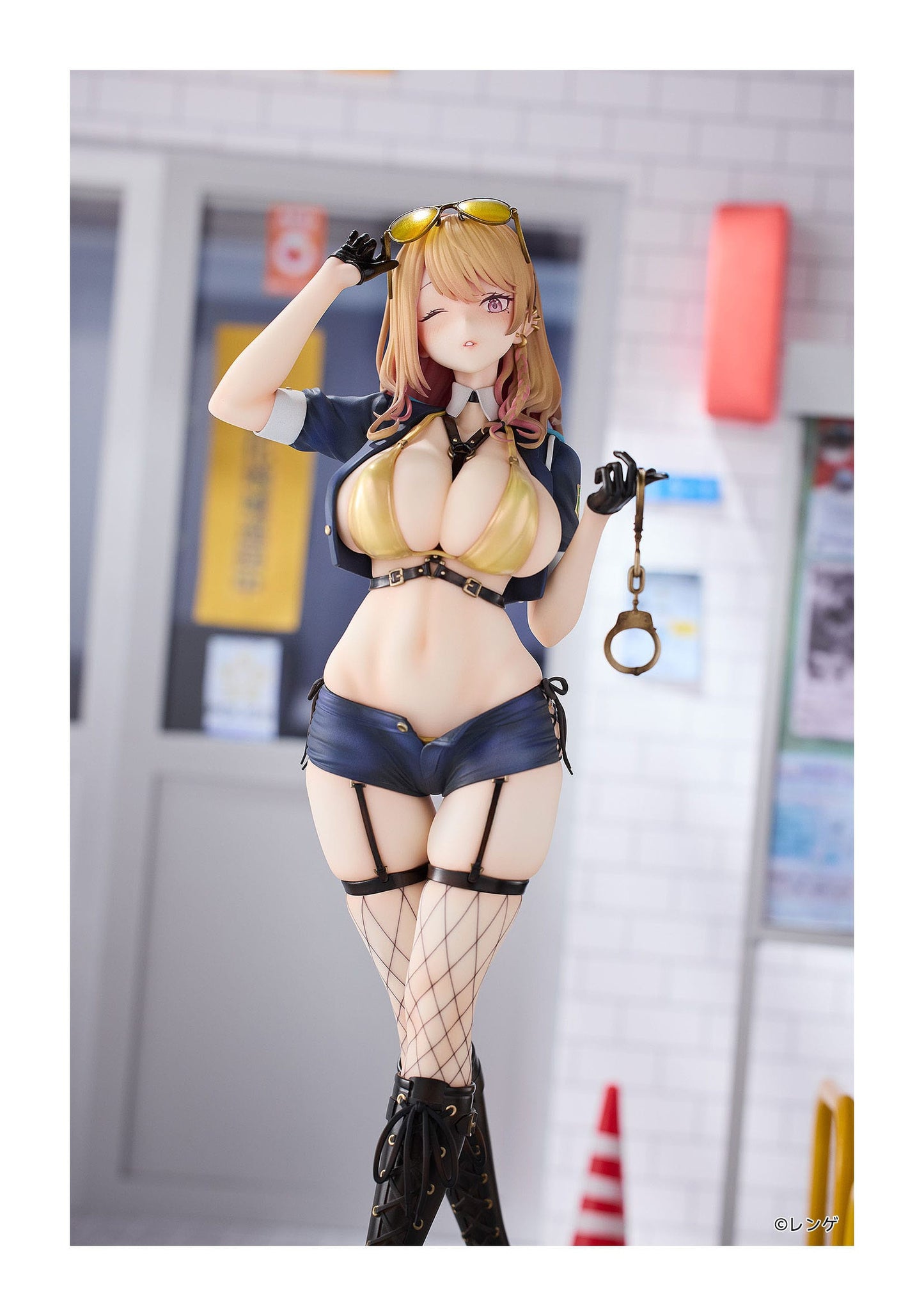 Policewoman Takanashi Arisa Deluxe Edition Hanabee