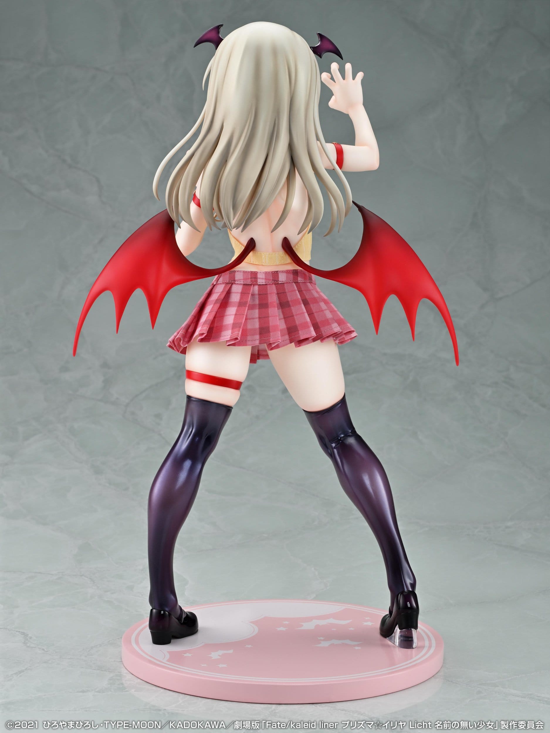 Illyasviel von Einzbern Figuren und Statuen Anime Figuren Günstig bei Genkidama.de