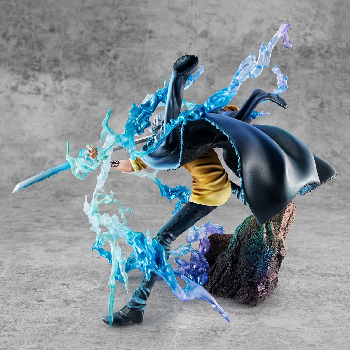 Trafalgar Law The Surgeon of Death Awaken Ver. MegaHouse