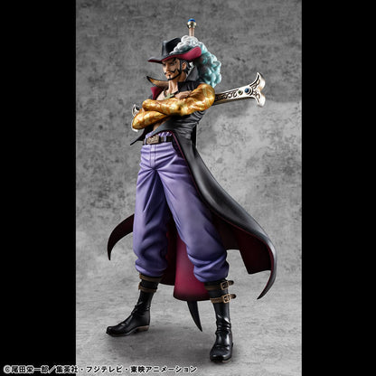 Hawk Eye Dracule Mihawk Ver. R P.O.P SA-MAXIMUM MegaHouse