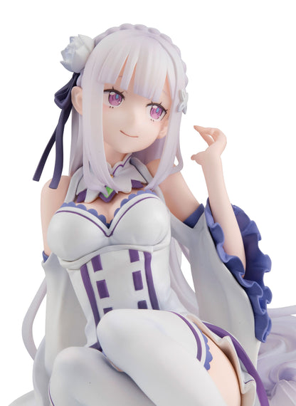 Emilia Palm Size MegaHouse