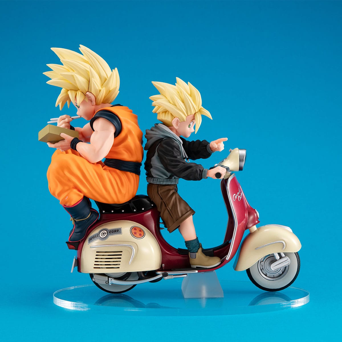 Super Saiyan Son Goku, Super Saiyan Son Gohan & Motorbike MegaHouse