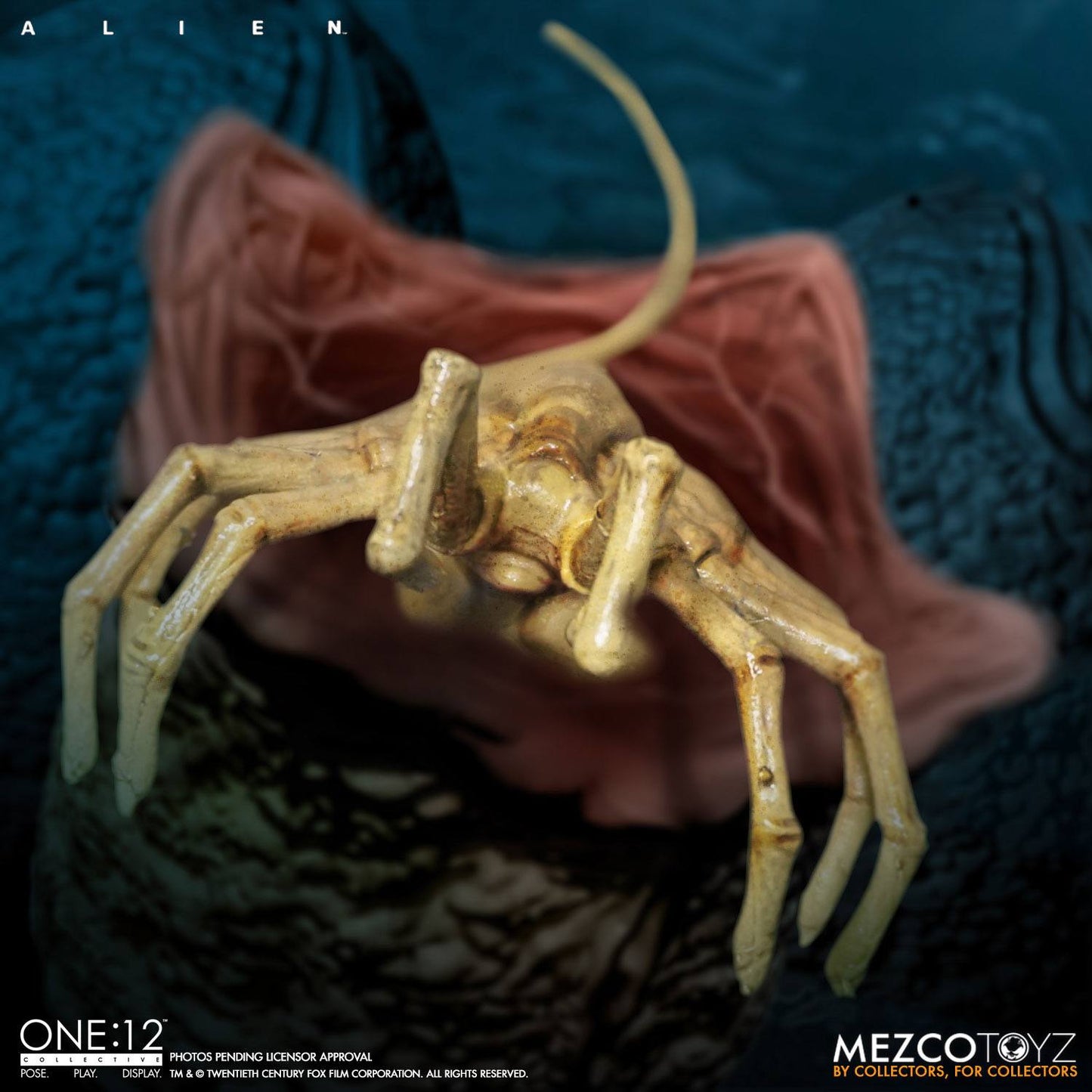 Alien - Alien Actionfigur - Mezco
