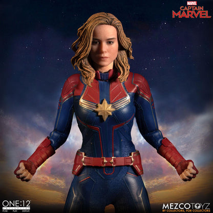 Captain Marvel Actionfigur von Mezco