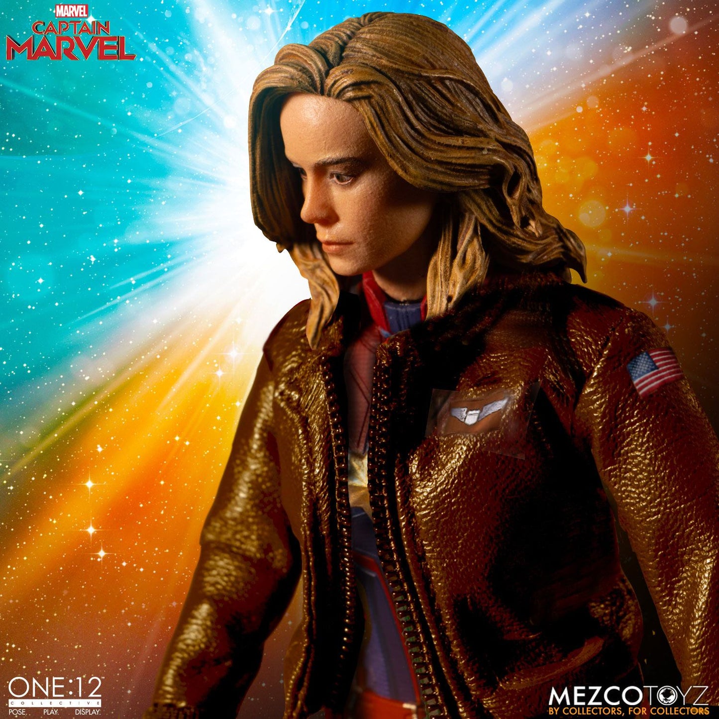 Captain Marvel Actionfigur von Mezco