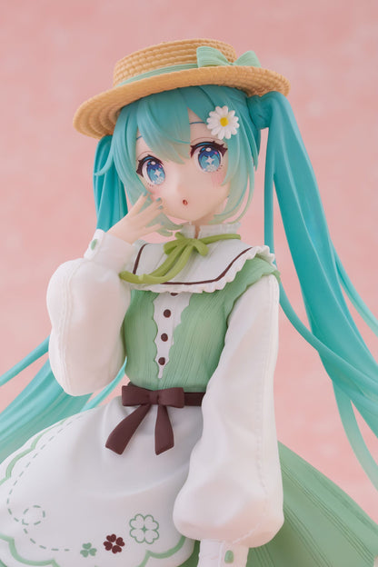 Hatsune Miku Fashion Country Ver. Taito