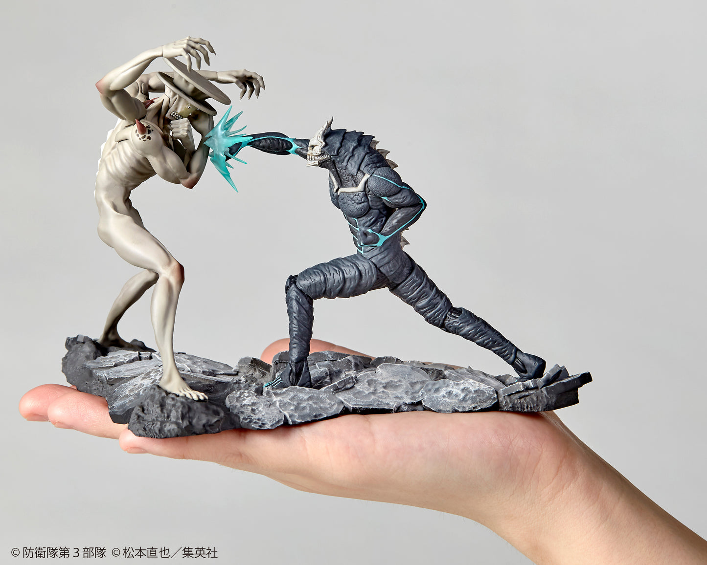 Kaiju No. 8 vs Kaiju No. 9 1/18 Kaiyodo
