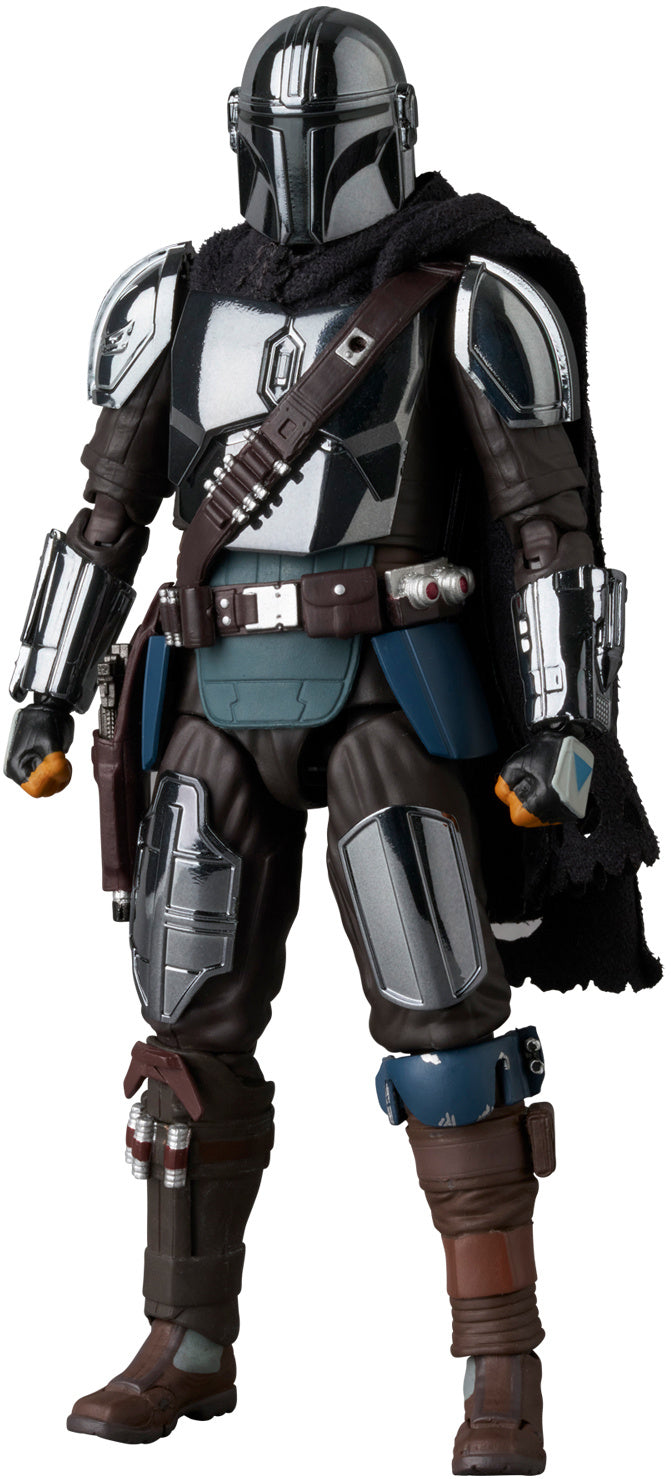 The Mandalorian Chrome Ver. Mafex Medicom Toys