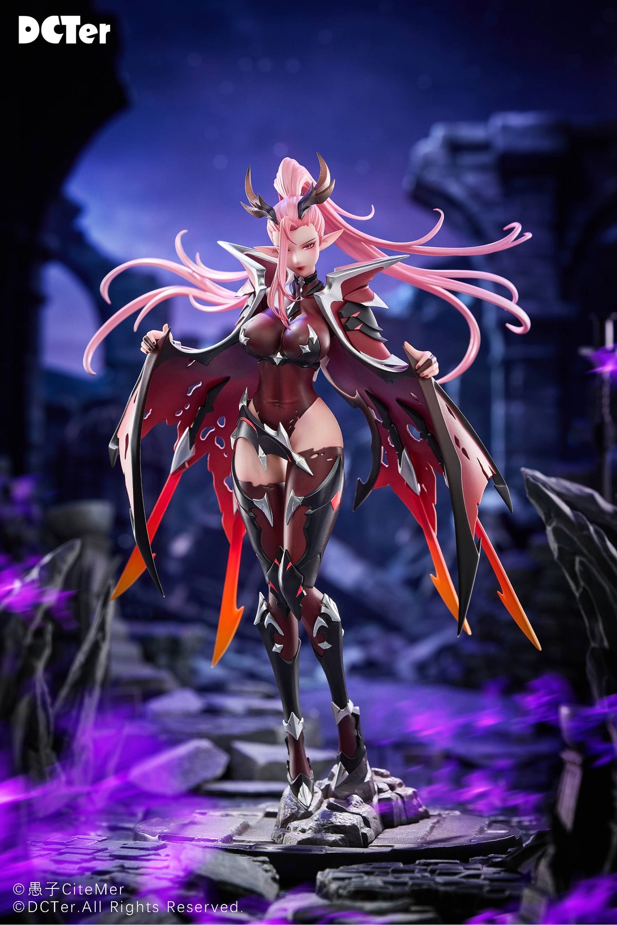 Original Character PU Figur 1/7 Heslion Draco Bellatrix Feminina 27 cm