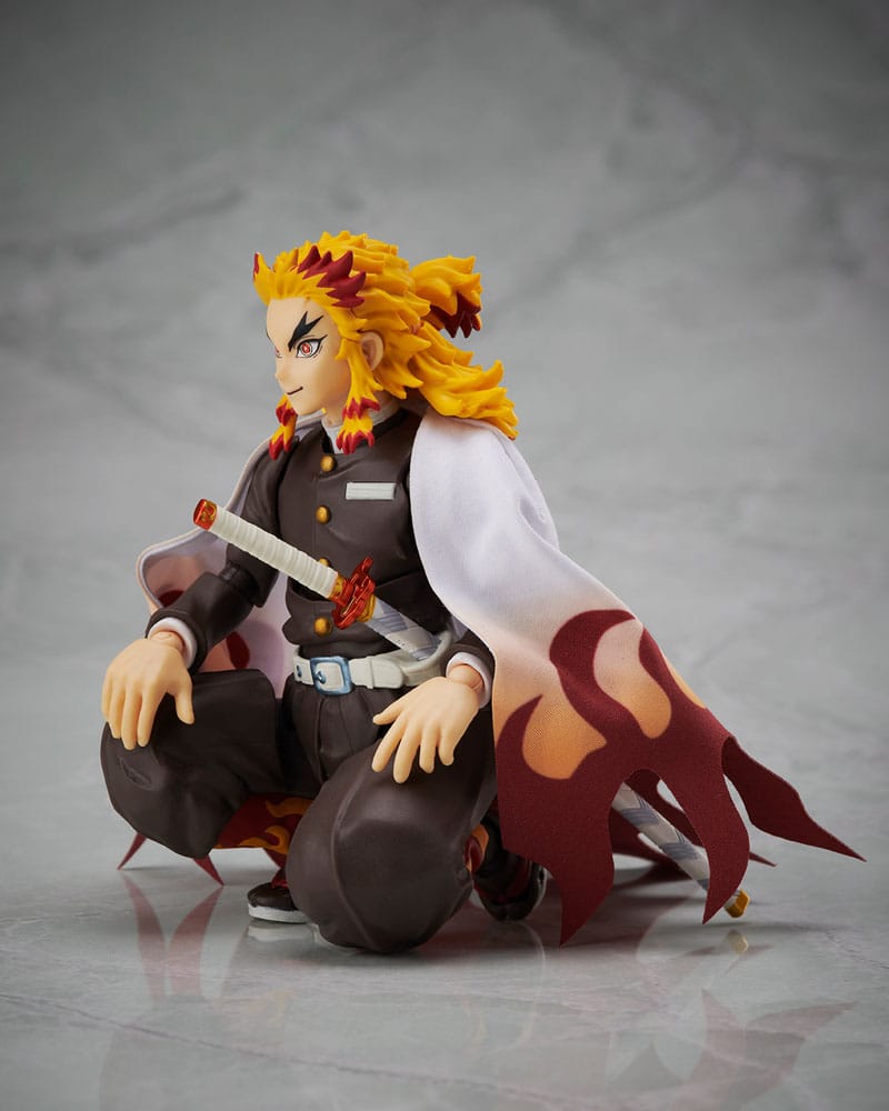 Demon Slayer: Kimetsu no Yaiba BUZZmod Actionfigur Kyojuro Rengoku - Beschädigte Verpackung