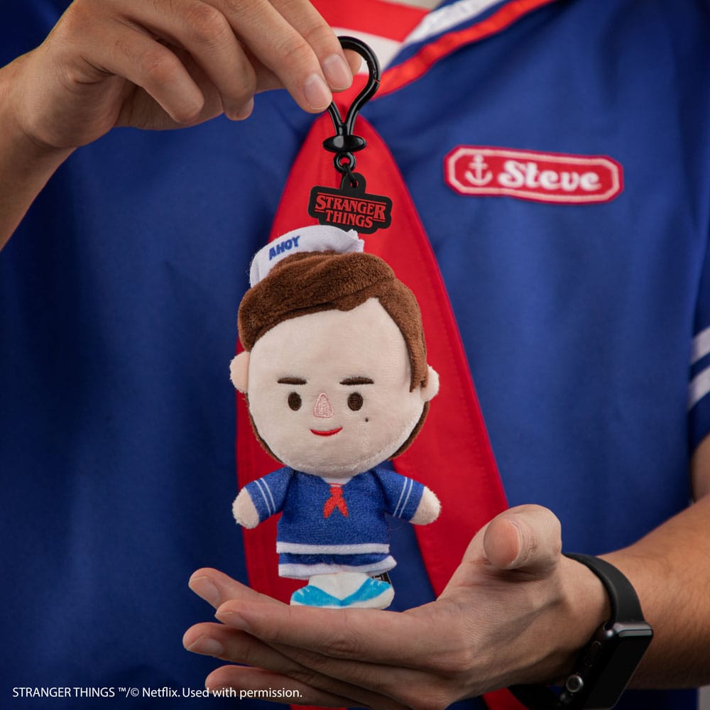 Stranger Things: Steve Scoops Ahoy Plush Keychain - Anime Figuren günstig kaufen