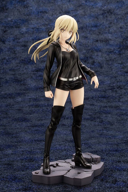 Altria Pendragon (Alter) Saber Casual Ver. Kotobukiya