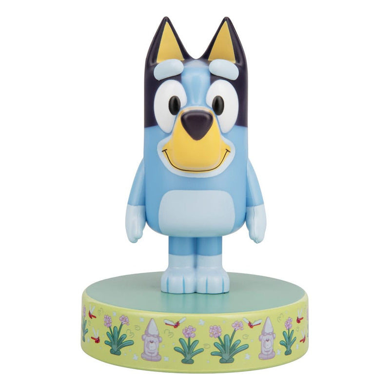 Lampen und Dekoration