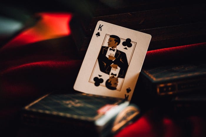 Theory 11 Spielkarten The Hollywood Roosevelt - Anime Figuren günstig kaufen