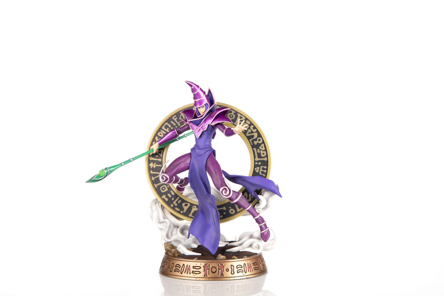 Dark Magician Puprle Version First 4 Figures