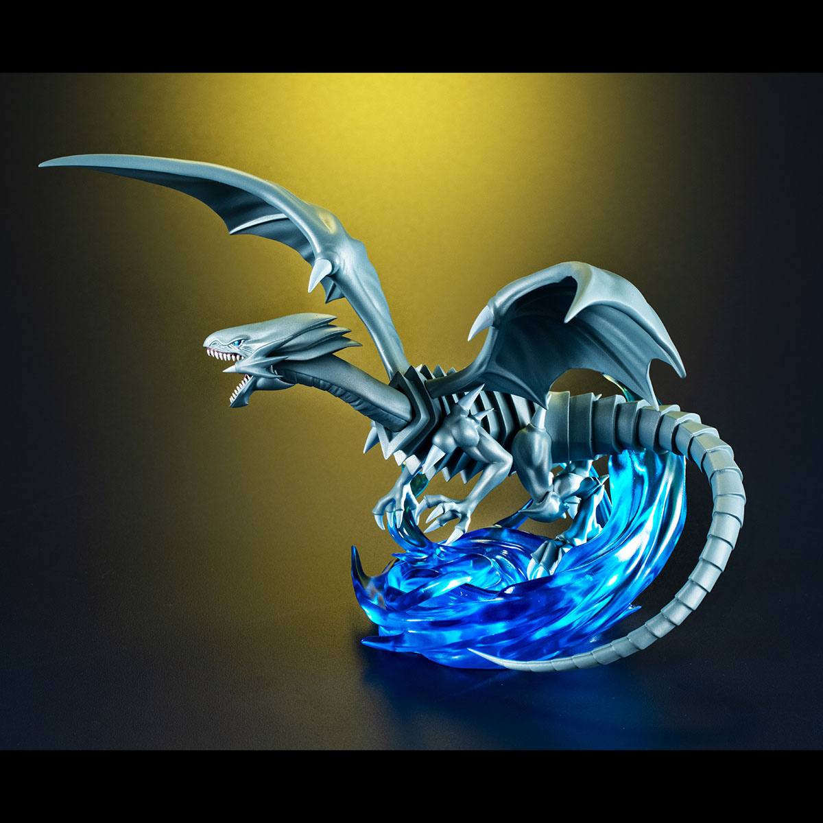 Blue Eyes White Dragon - Monsters Chronicle / Yu-Gi-Oh! Duel Monsters