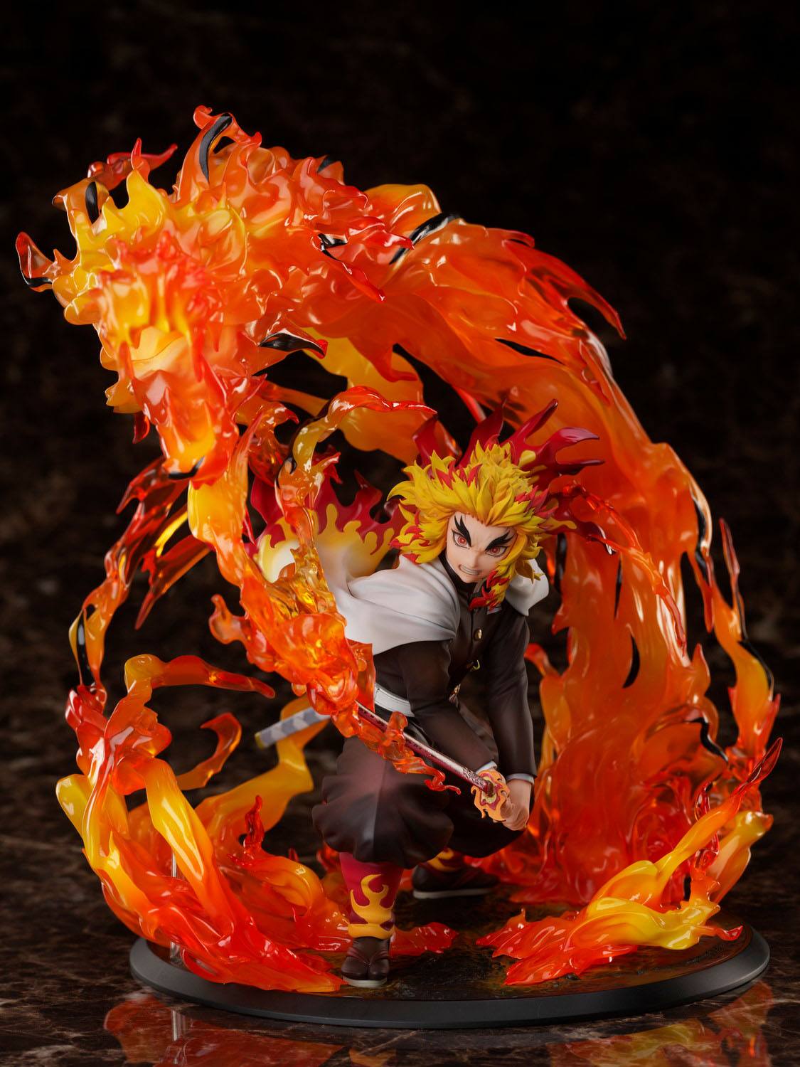 Kyojuro Rengoku Demon Slayer: Kimetsu no Yaiba Aniplex - Anime Figuren günstig kaufen