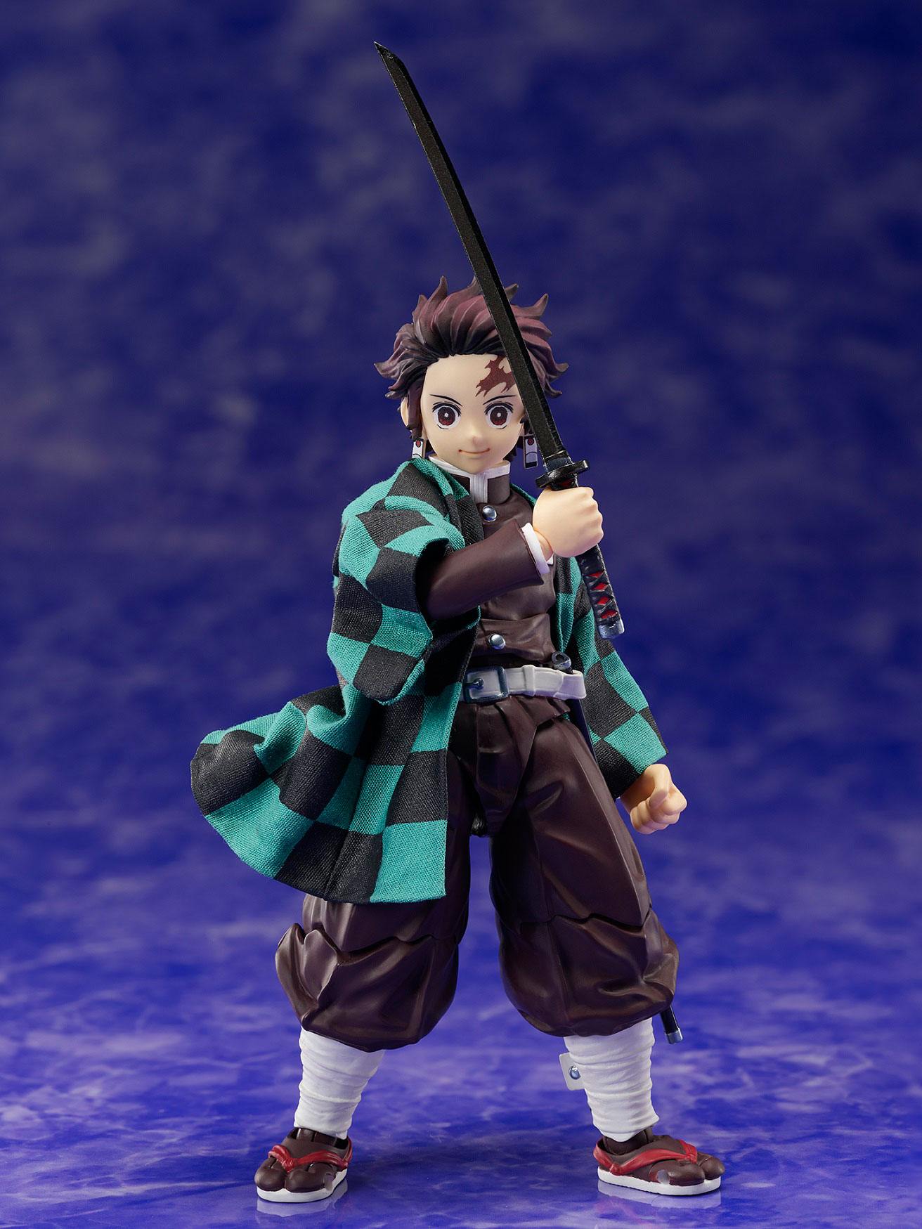 Tanjiro Kamado Demon Slayer: Kimetsu no Yaiba [NEUAUFLAGE] - Anime Figuren günstig kaufen